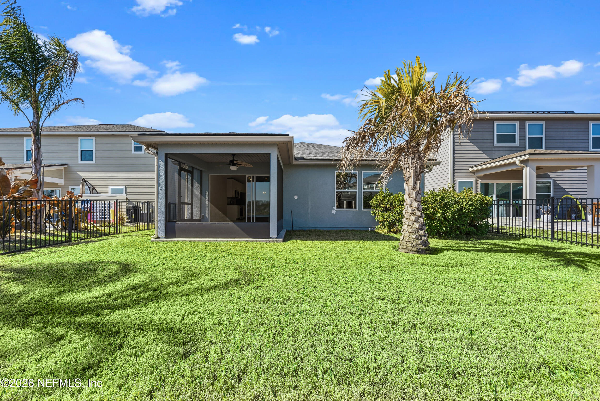 565 CHANDLER Drive, St. Johns
