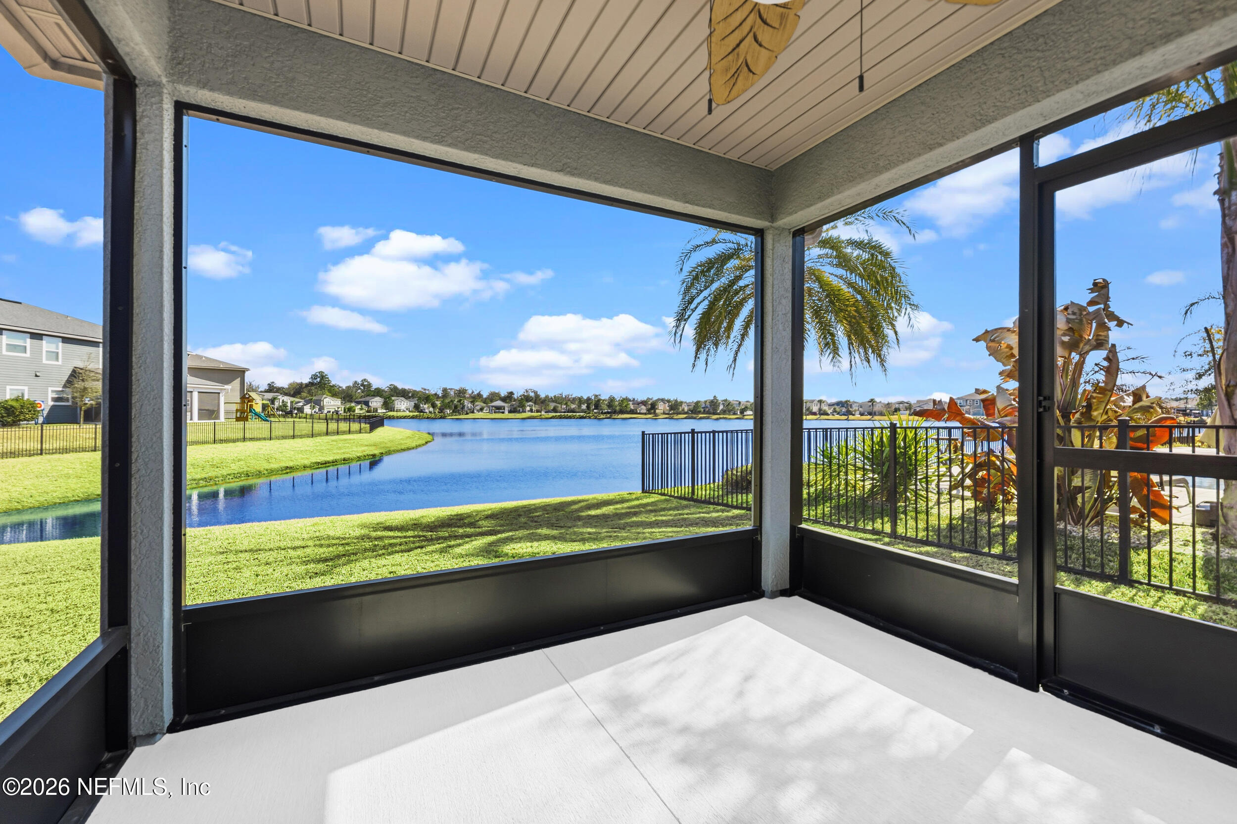 565 CHANDLER Drive, St. Johns