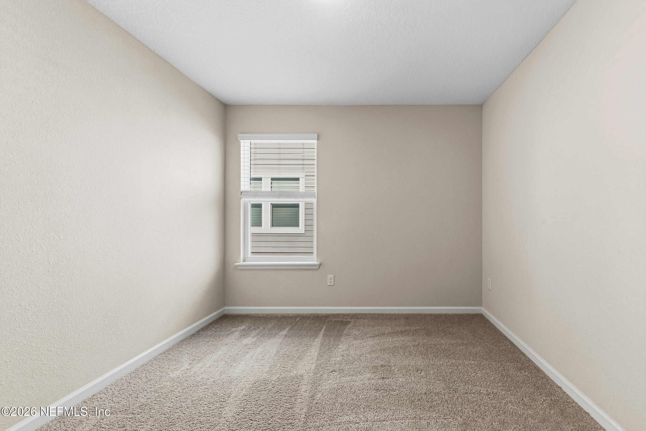 565 CHANDLER Drive, St. Johns