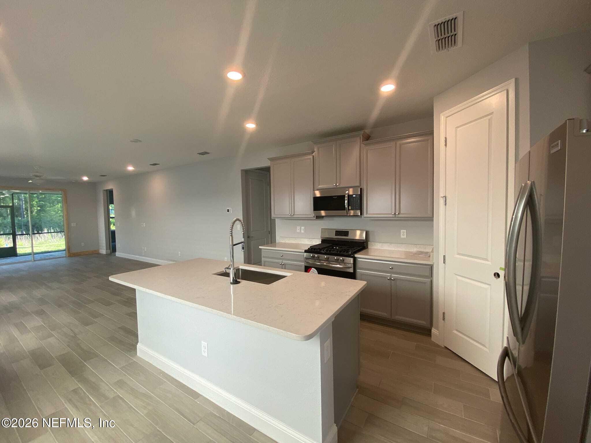 261 KILLARNEY Avenue, St. Johns