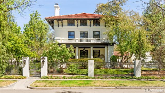 110 N Franklin Street