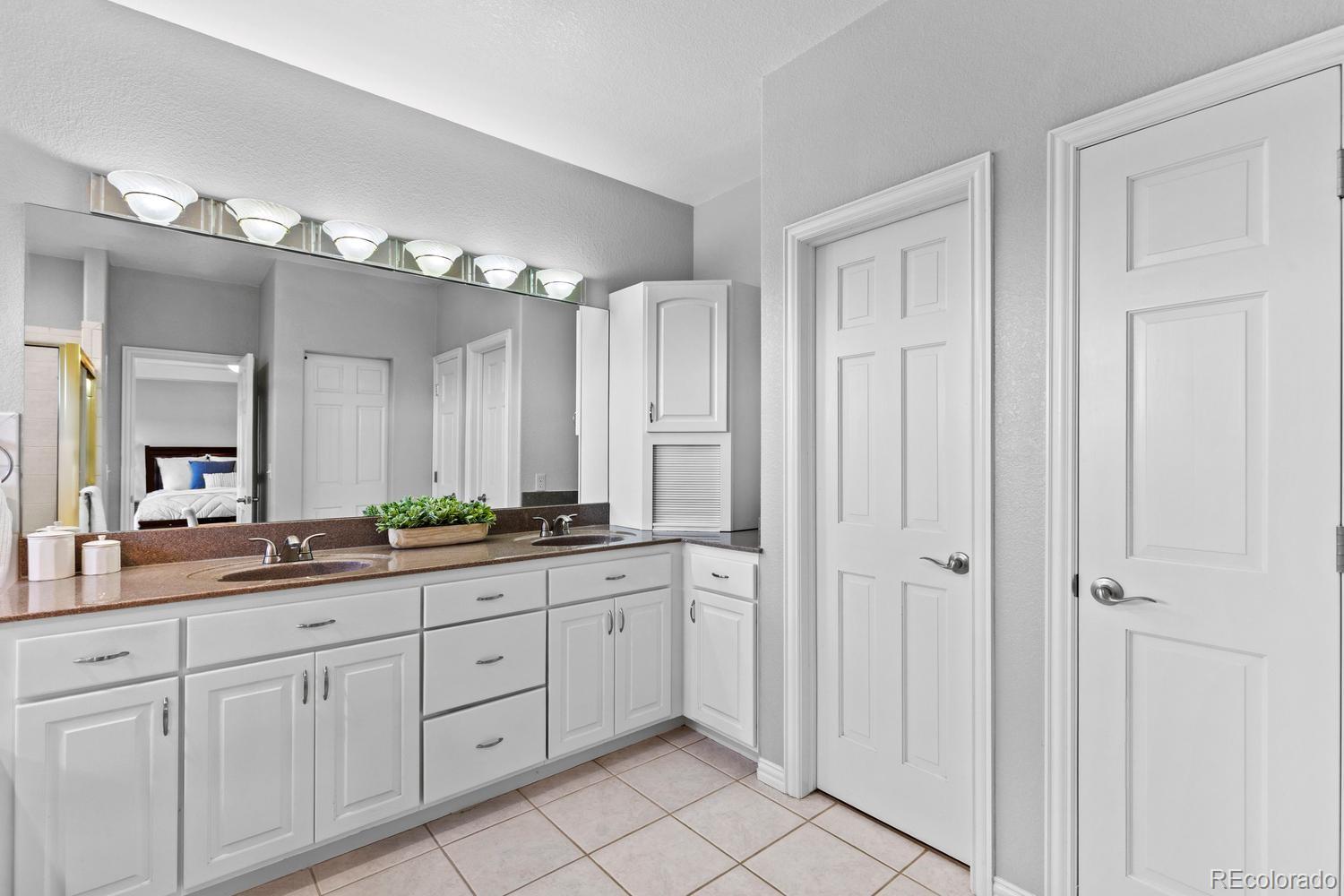 5986 Saddle Creek Trail