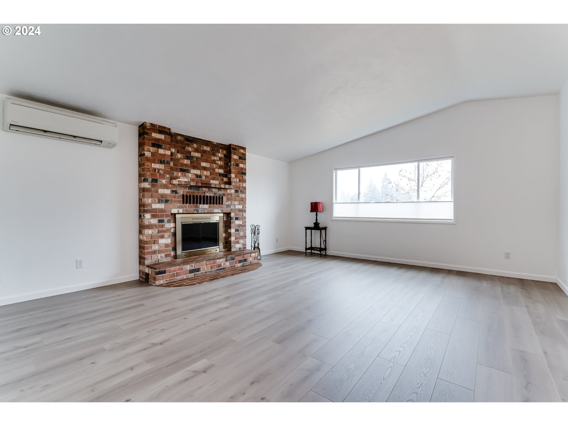 1047 55TH PL
