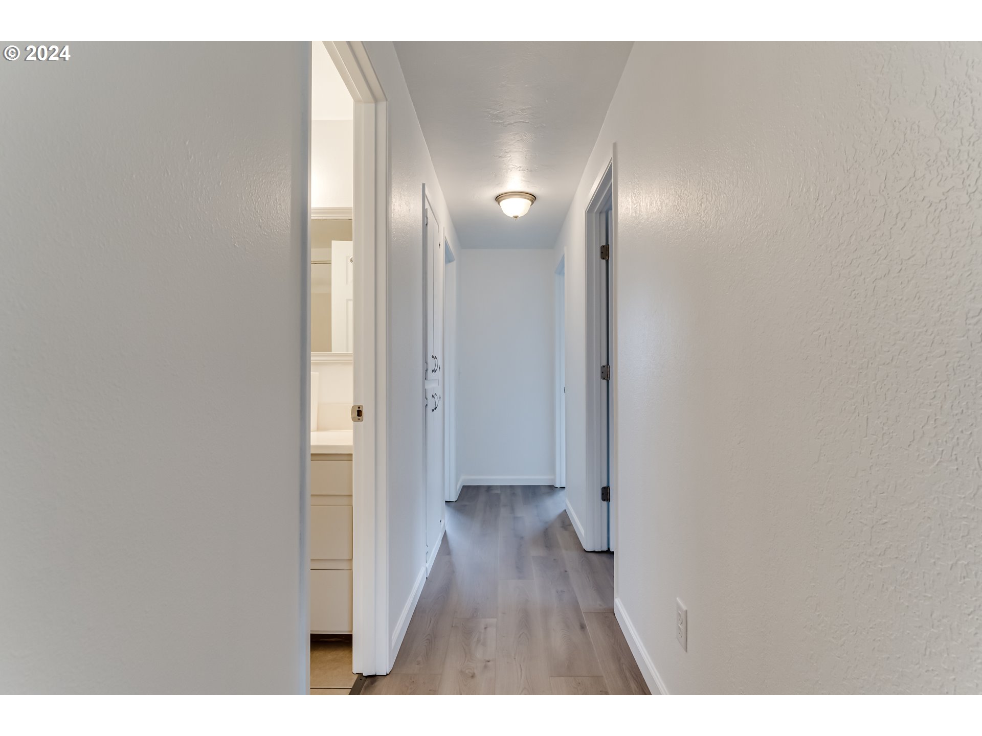 1047 55TH PL