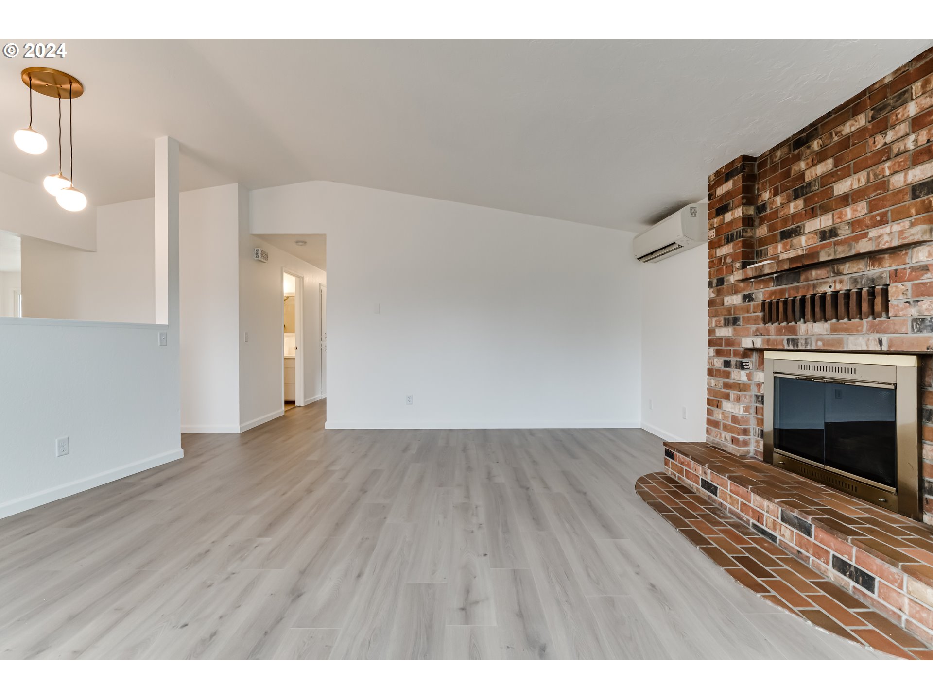 1047 55TH PL