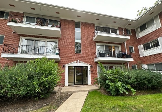 10113 Old Orchard Court Unit: 101