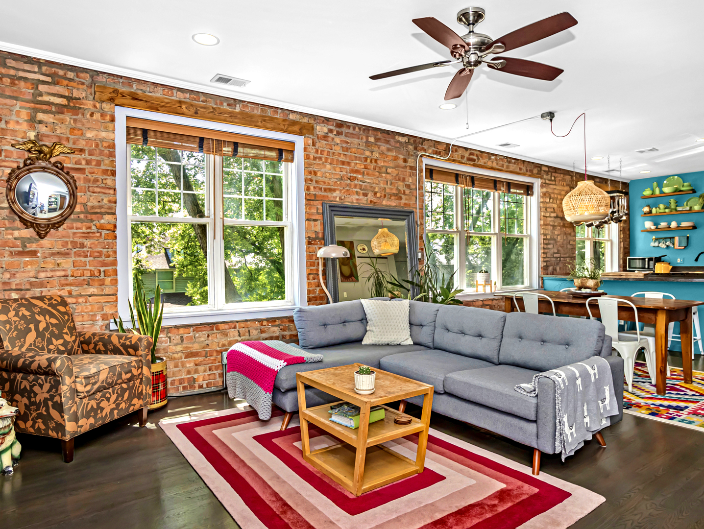 7300 N Wolcott Avenue Unit: 201