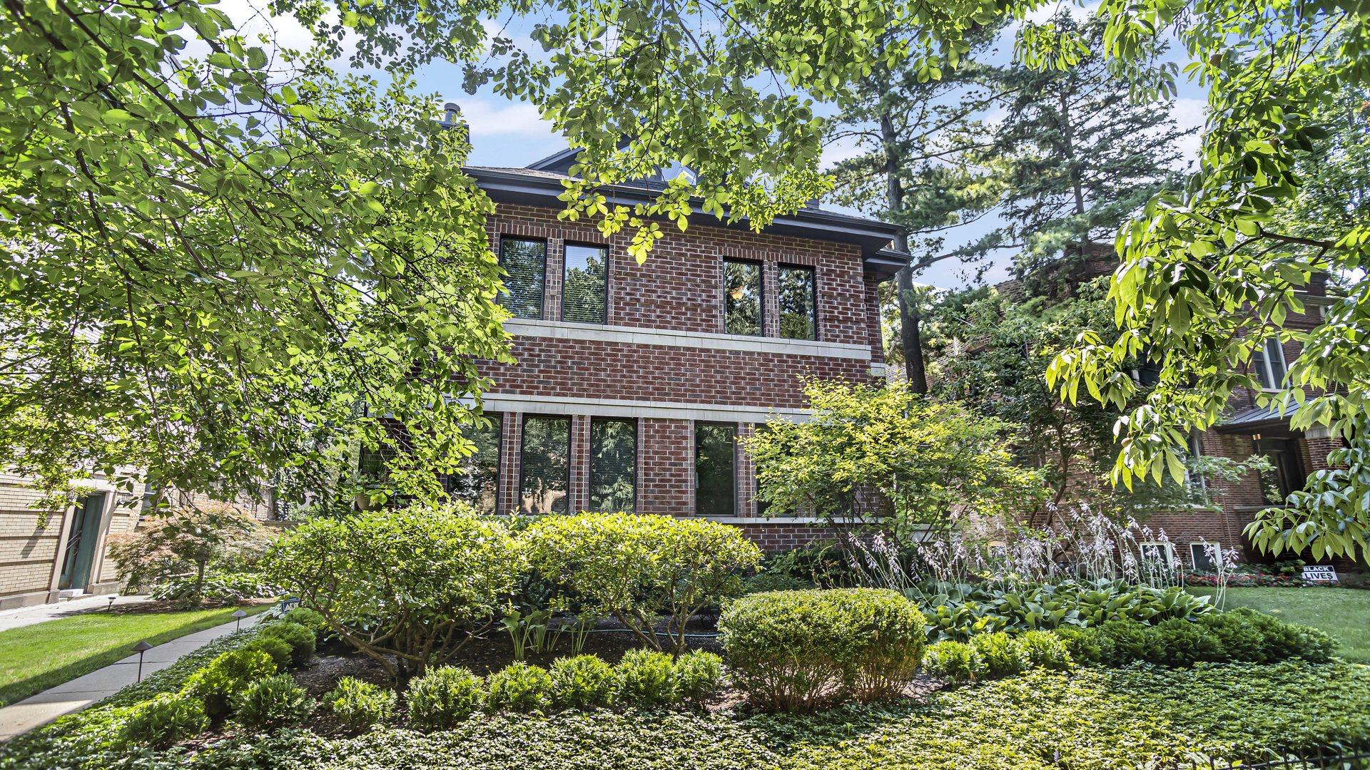 2014 HARRISON Street