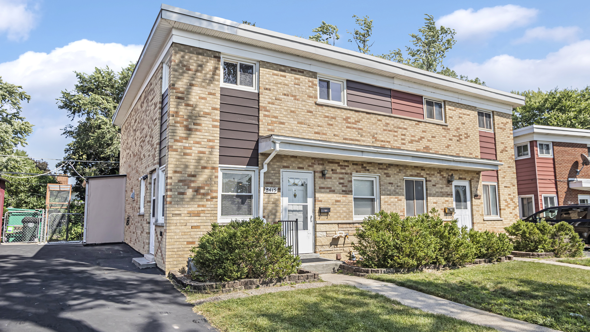 8415 Lotus Avenue