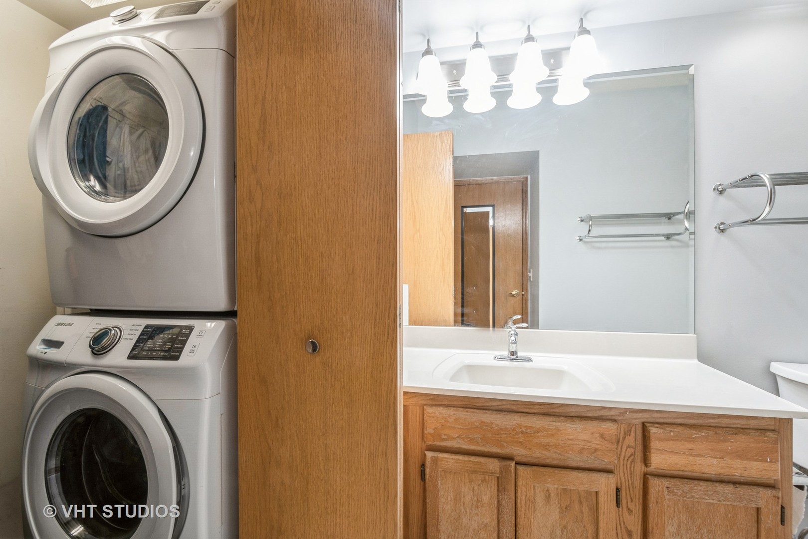 5000 Oakton Street E Unit: 505