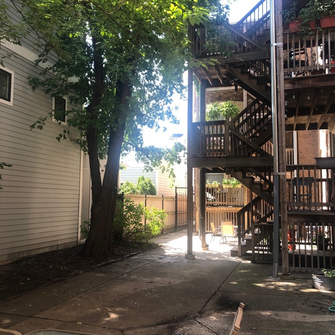 2009 W Warner Avenue Unit: 1