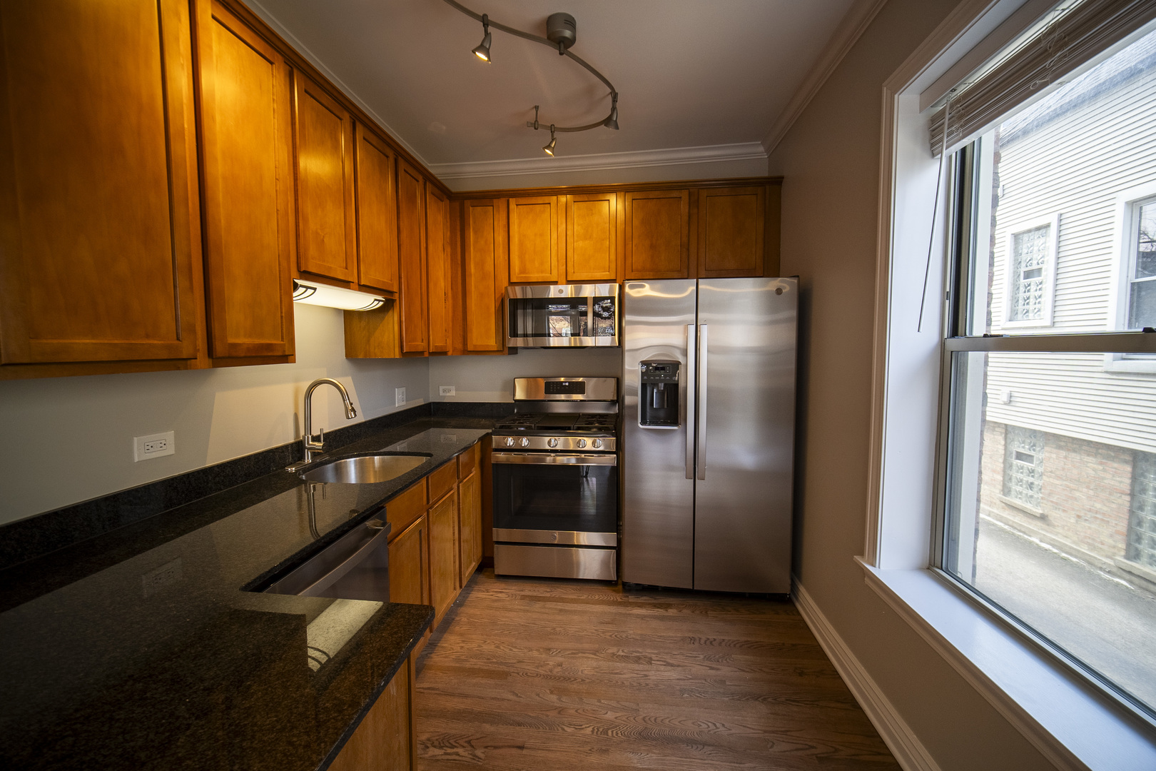 2009 W Warner Avenue Unit: 1