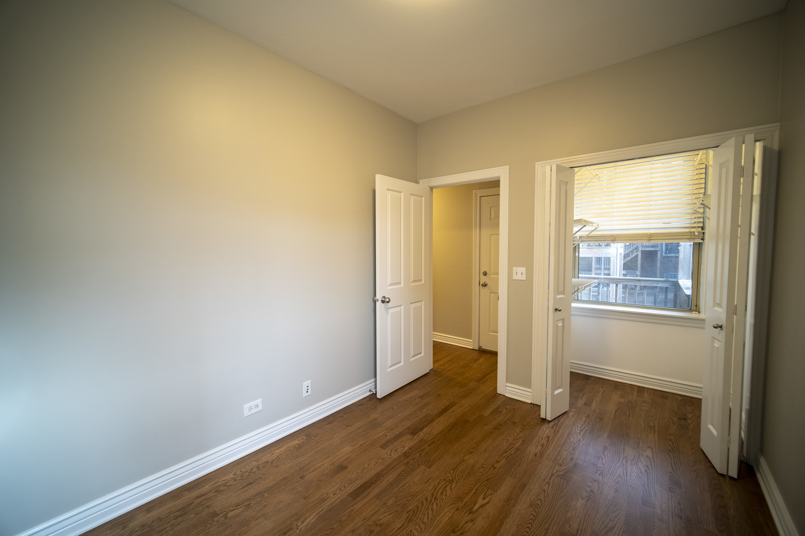 2009 W Warner Avenue Unit: 1