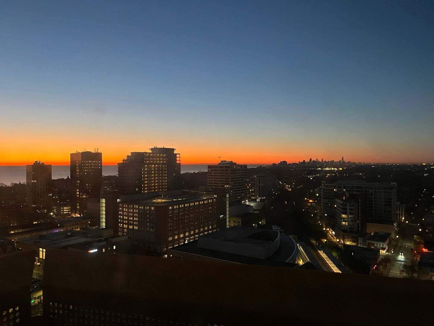 1720 MAPLE Avenue Unit: 1950