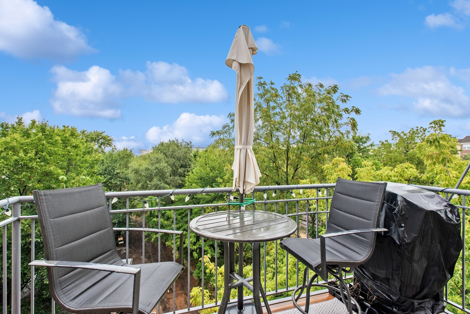 645 Custer Avenue Unit: 403