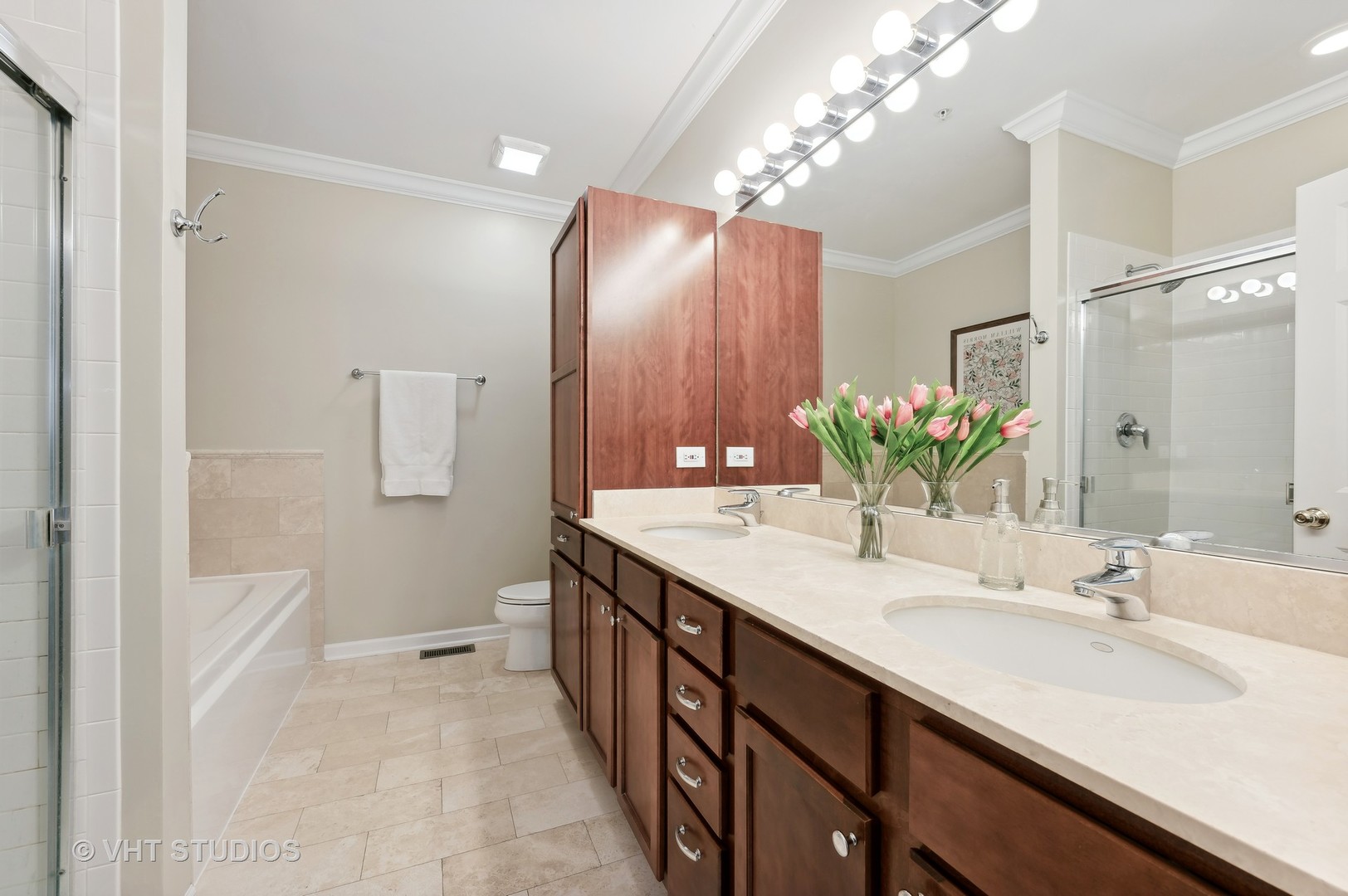 529 Chicago Avenue Unit: H