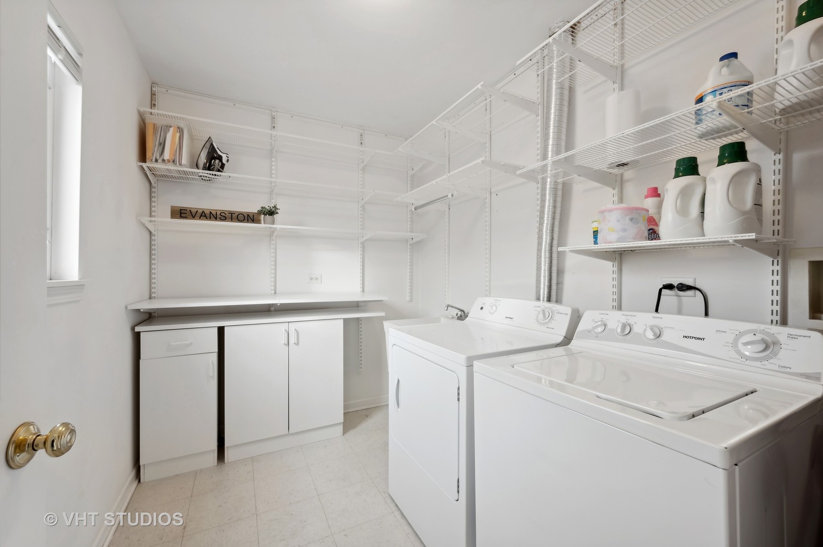 529 Chicago Avenue Unit: H