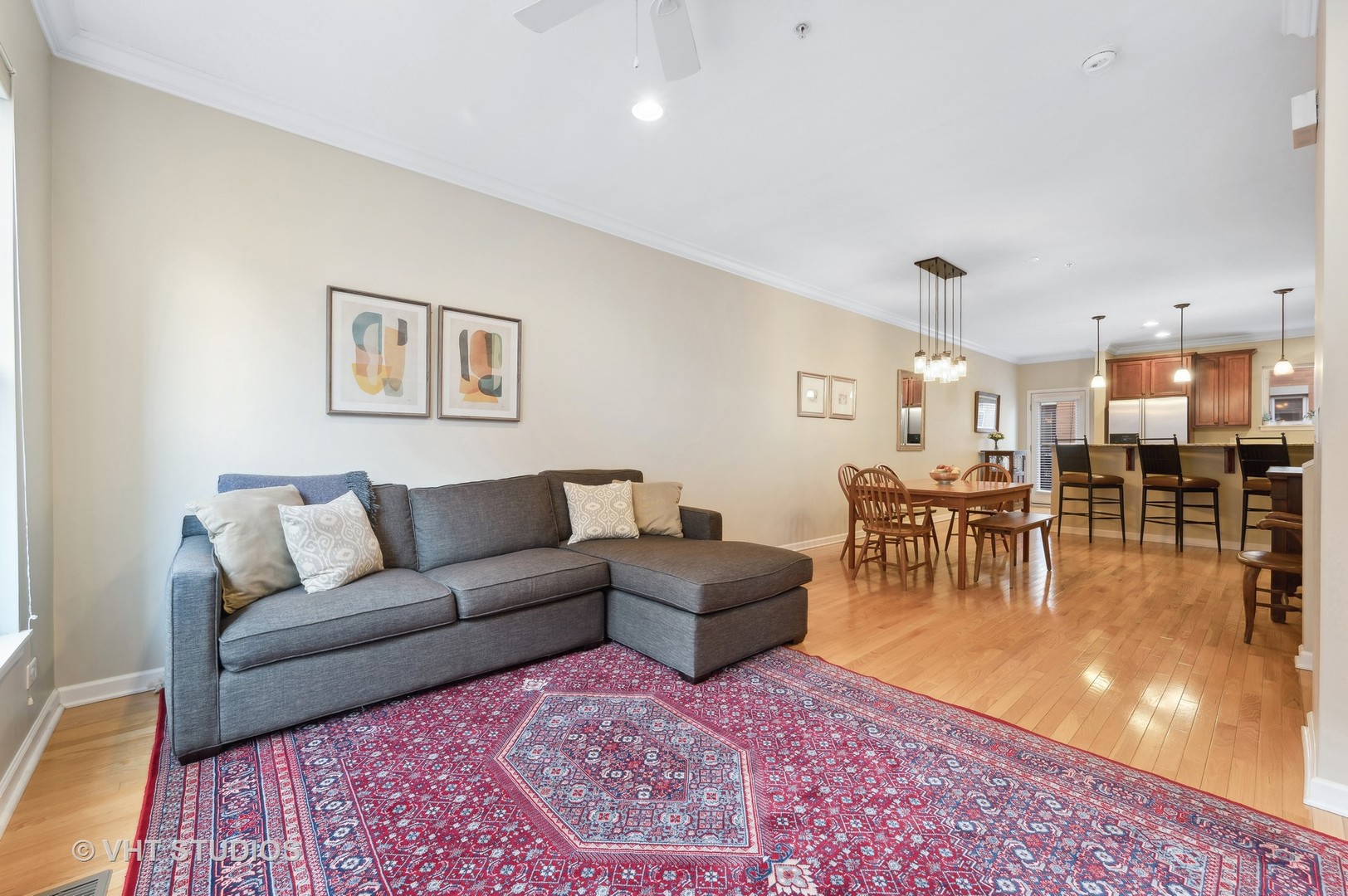 529 Chicago Avenue Unit: H