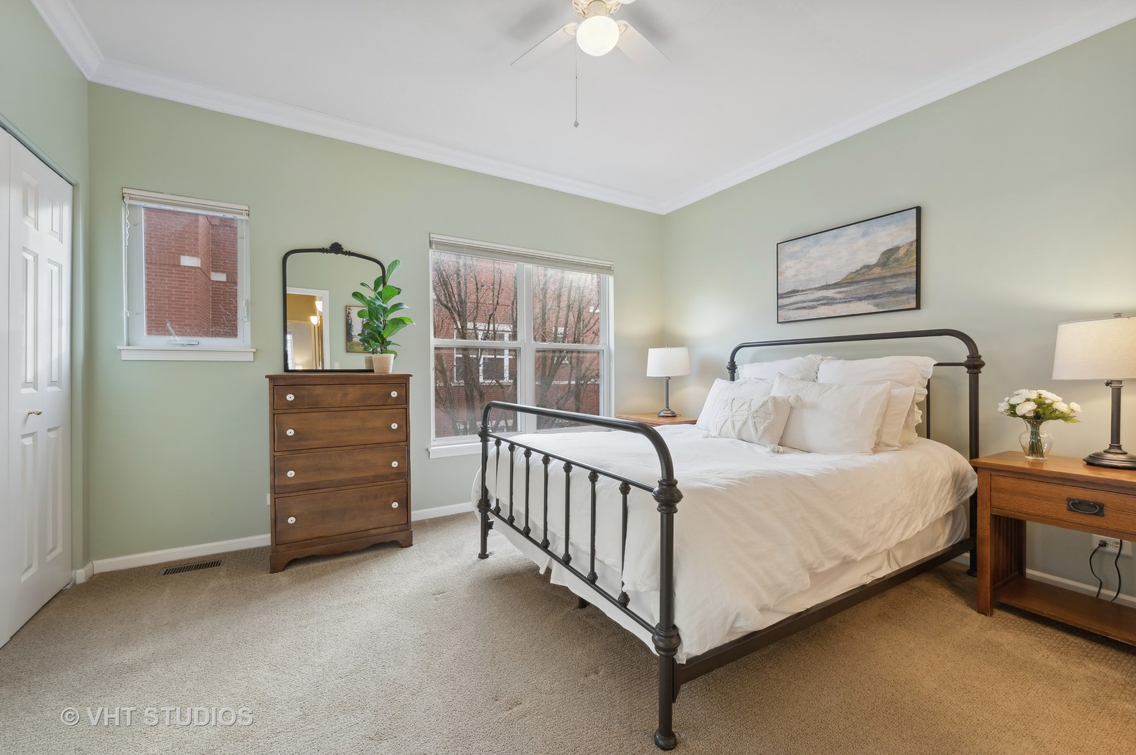 529 Chicago Avenue Unit: H