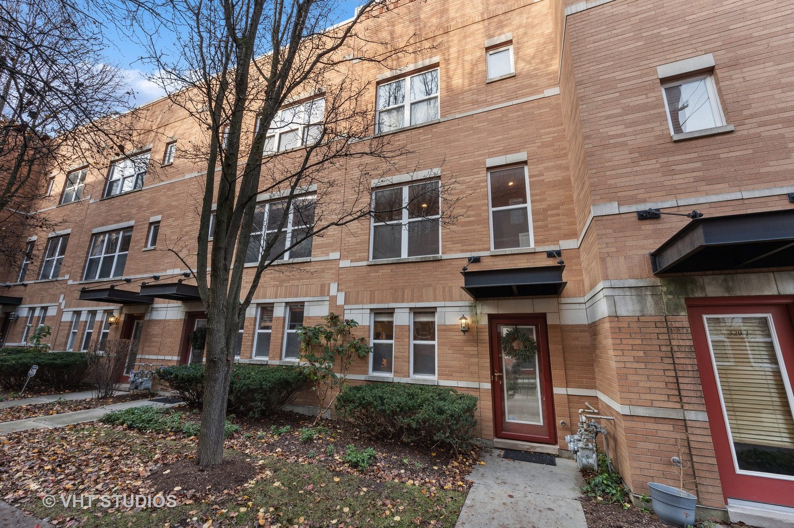 529 Chicago Avenue Unit: H