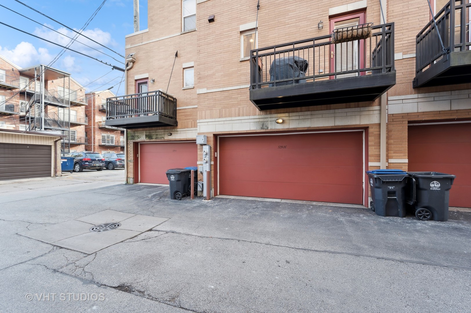 529 Chicago Avenue Unit: H