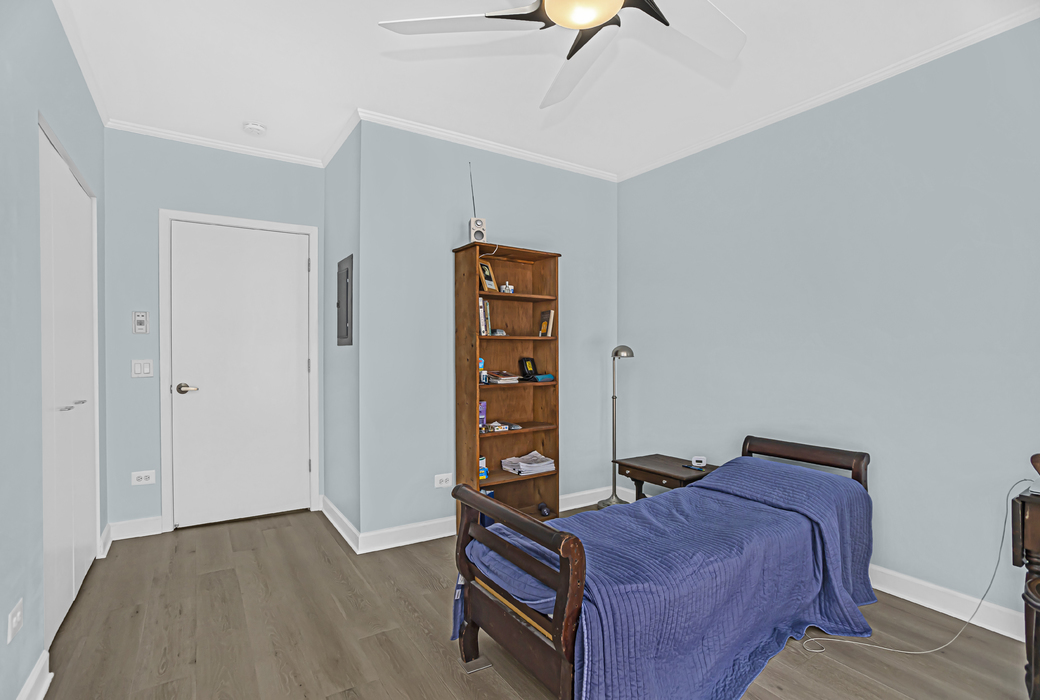 1421 Sherman Avenue Unit: 605