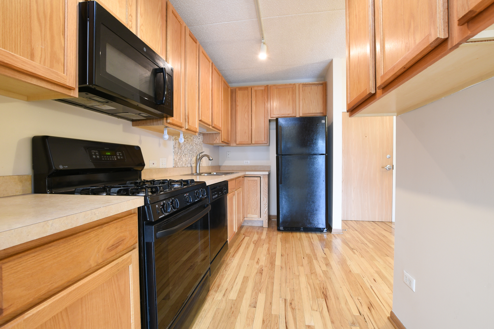 515 Main Street Unit: 707