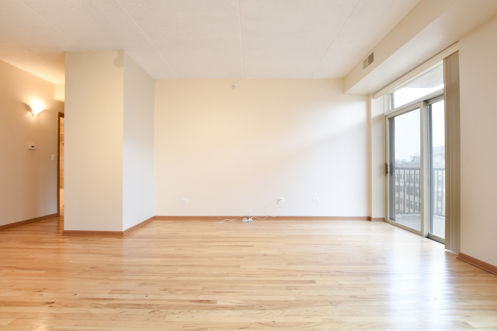 515 Main Street Unit: 707