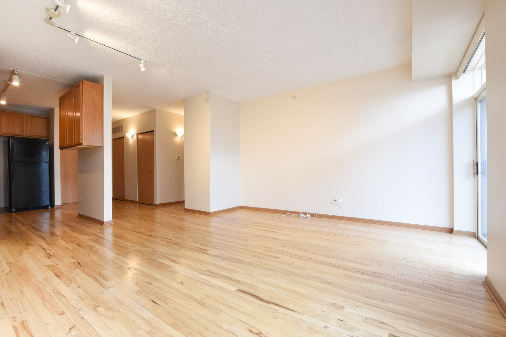 515 Main Street Unit: 707