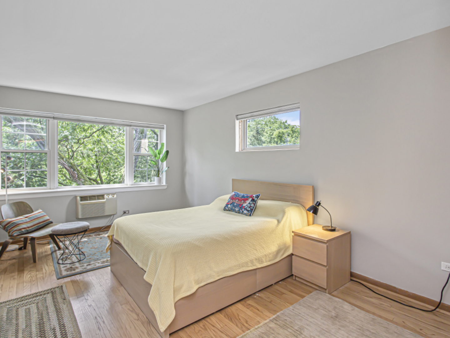 1015 Madison Street Unit: 402
