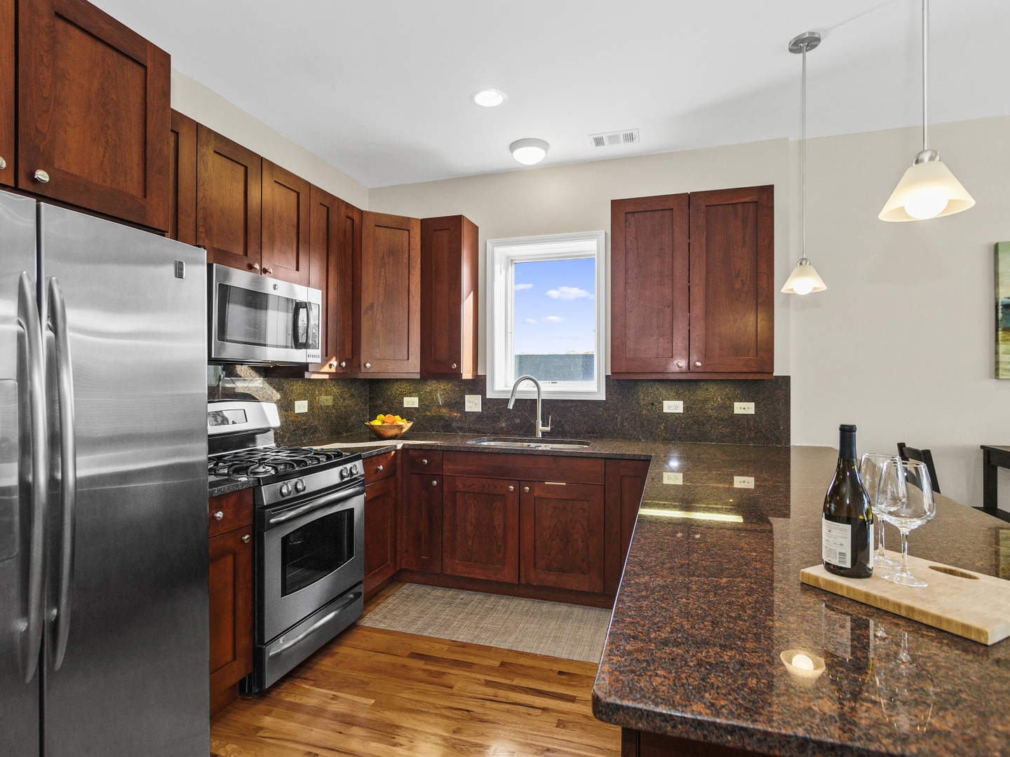 4135 N Kedvale Avenue Unit: 402