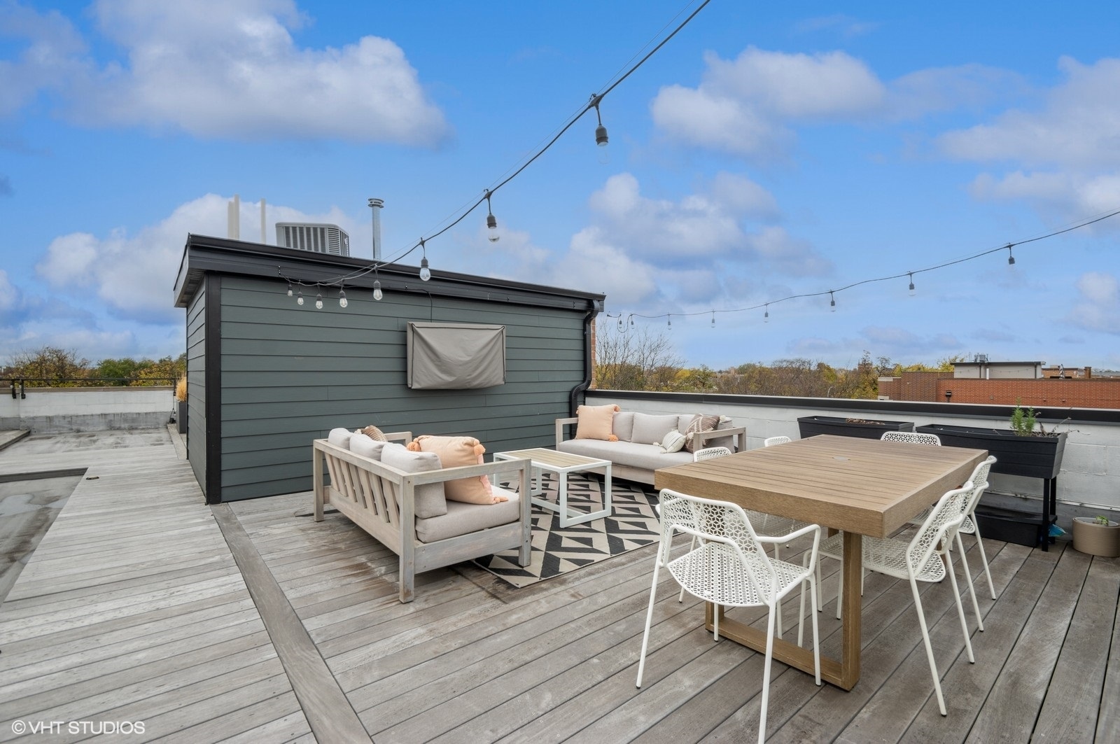 1717 N Humboldt Boulevard Unit: 3N