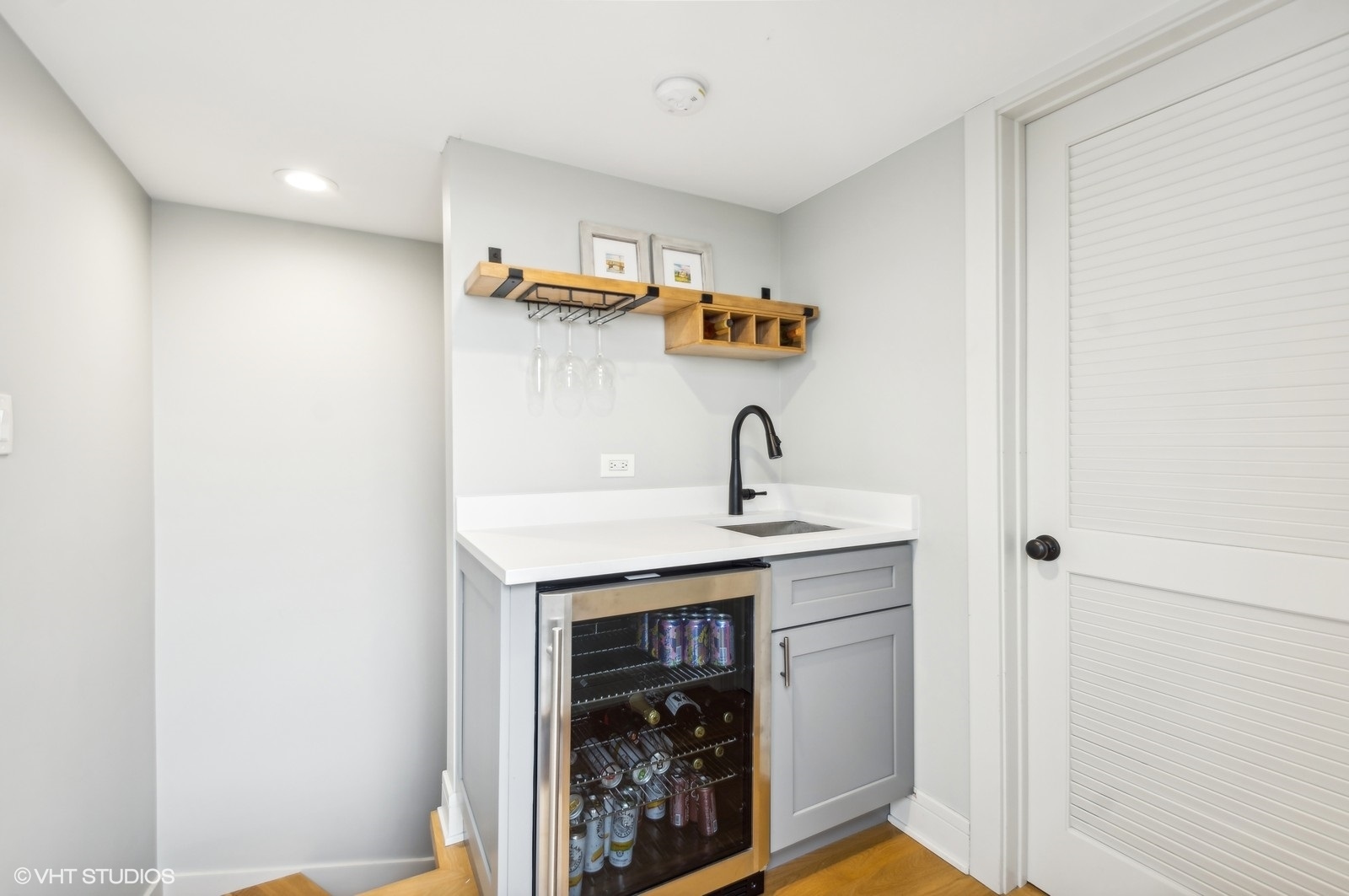 1717 N Humboldt Boulevard Unit: 3N