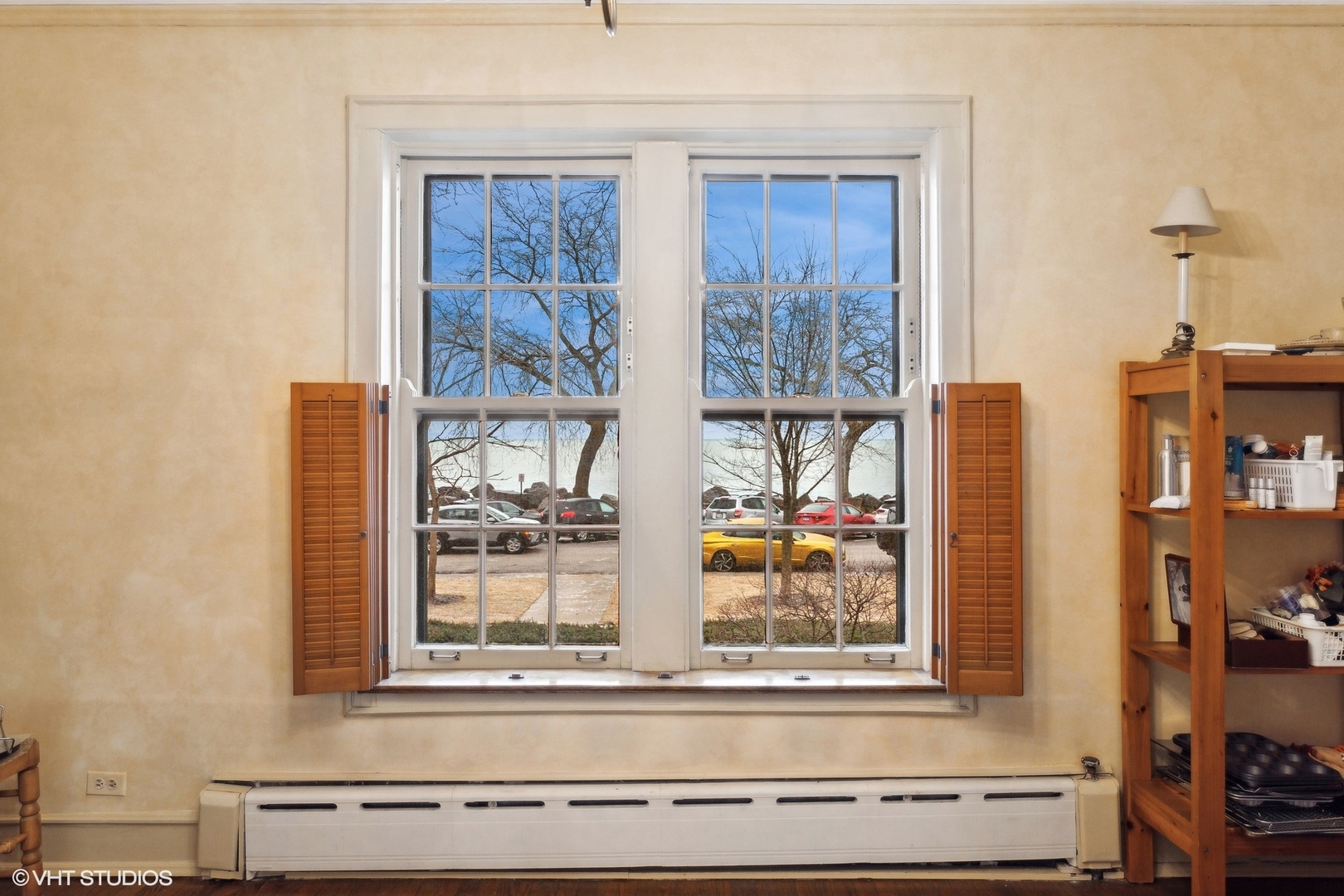 576 Sheridan Square Unit: 1