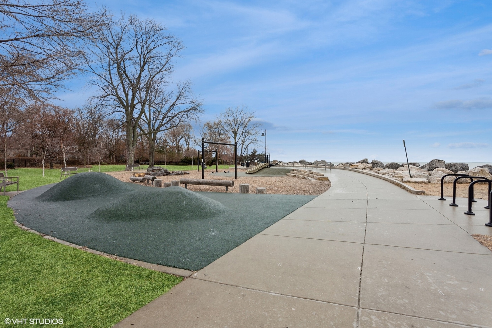 576 Sheridan Square Unit: 1