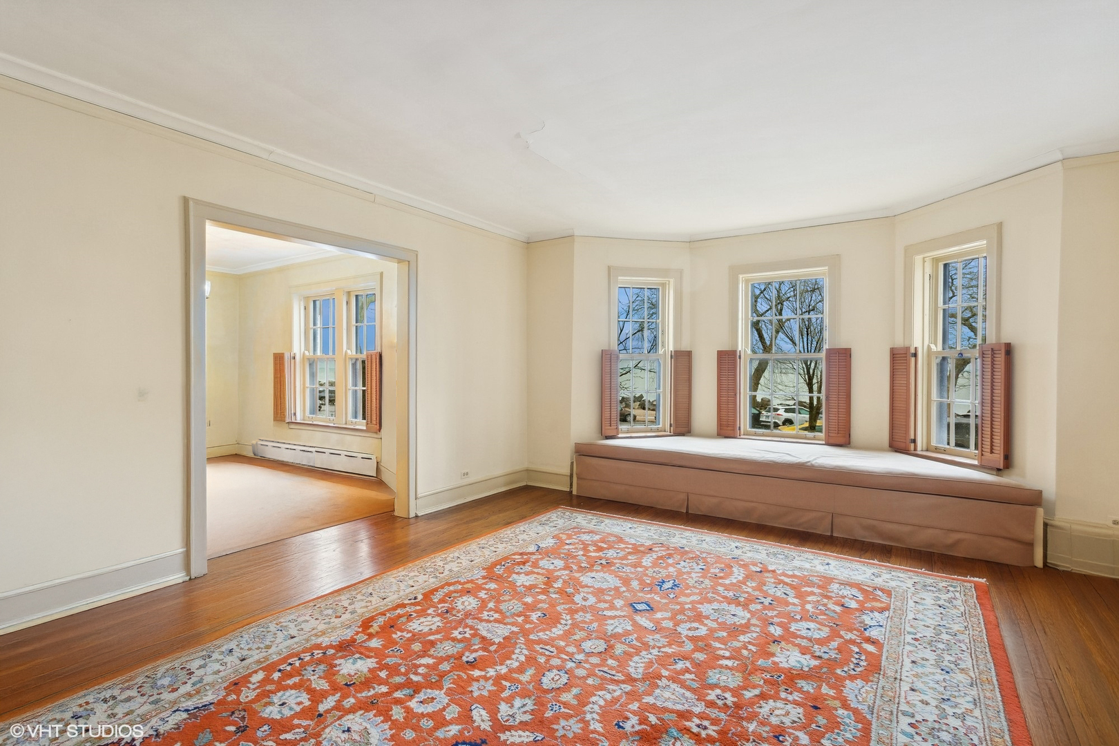 576 Sheridan Square Unit: 1