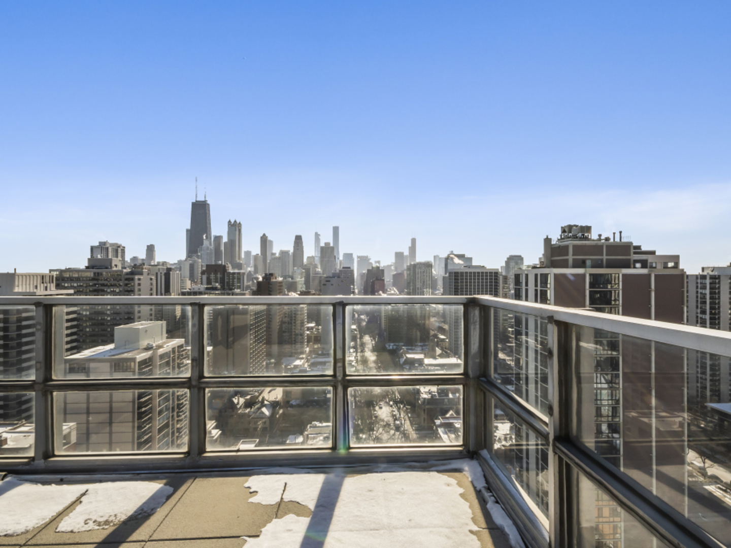 1555 N Dearborn Parkway Unit: 18D