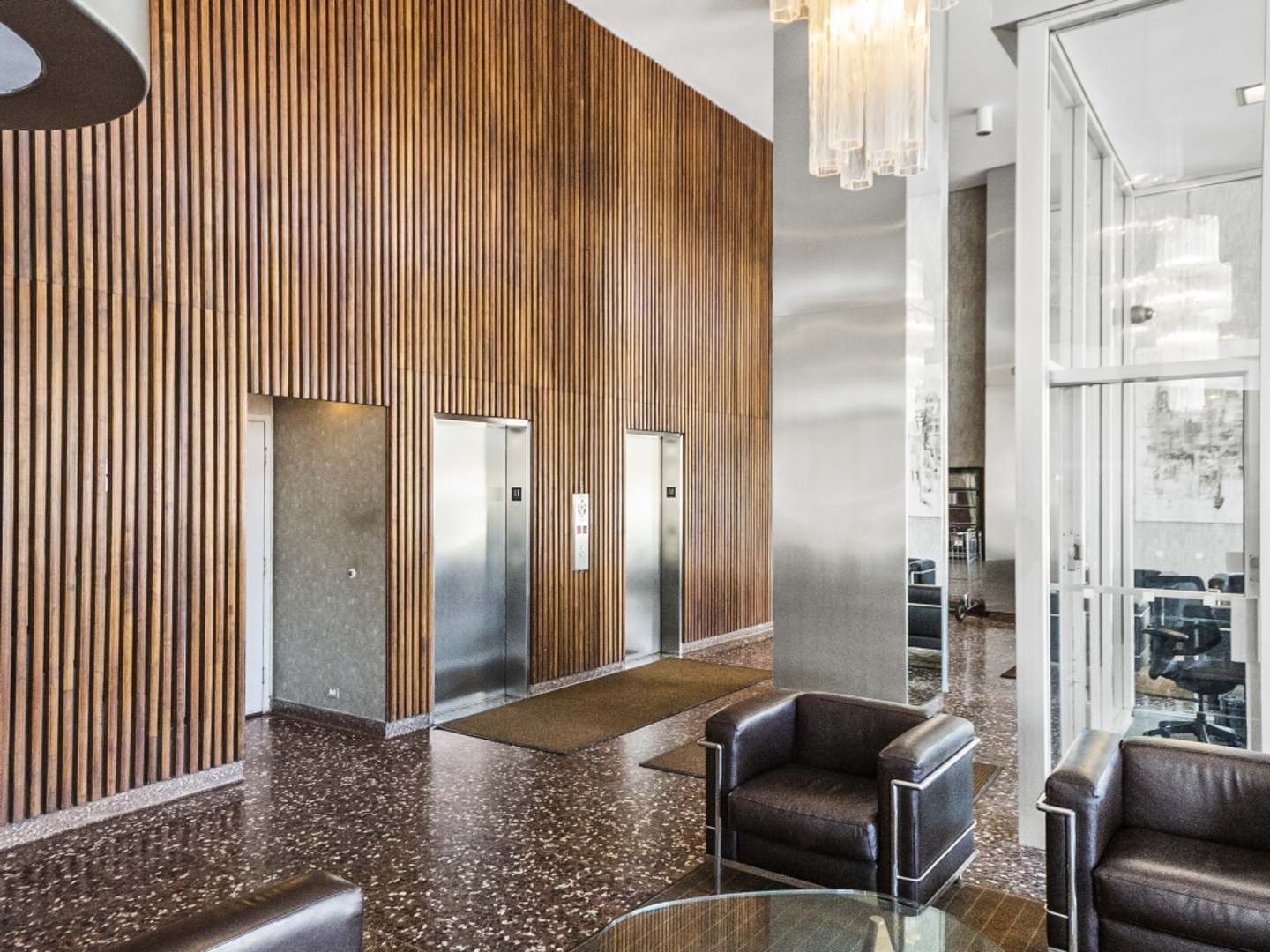 1555 N Dearborn Parkway Unit: 18D