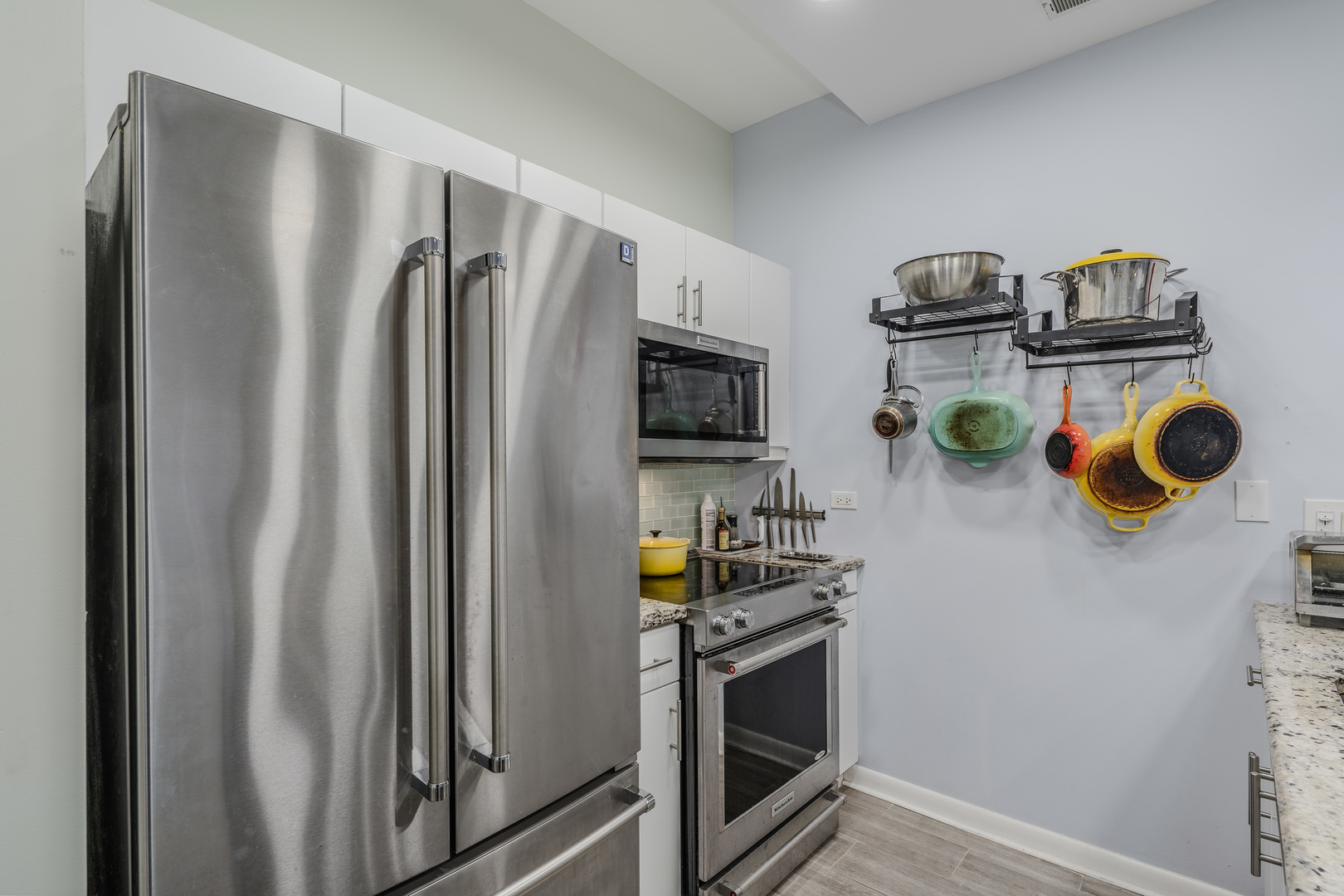 1210 Chicago Avenue Unit: 405A