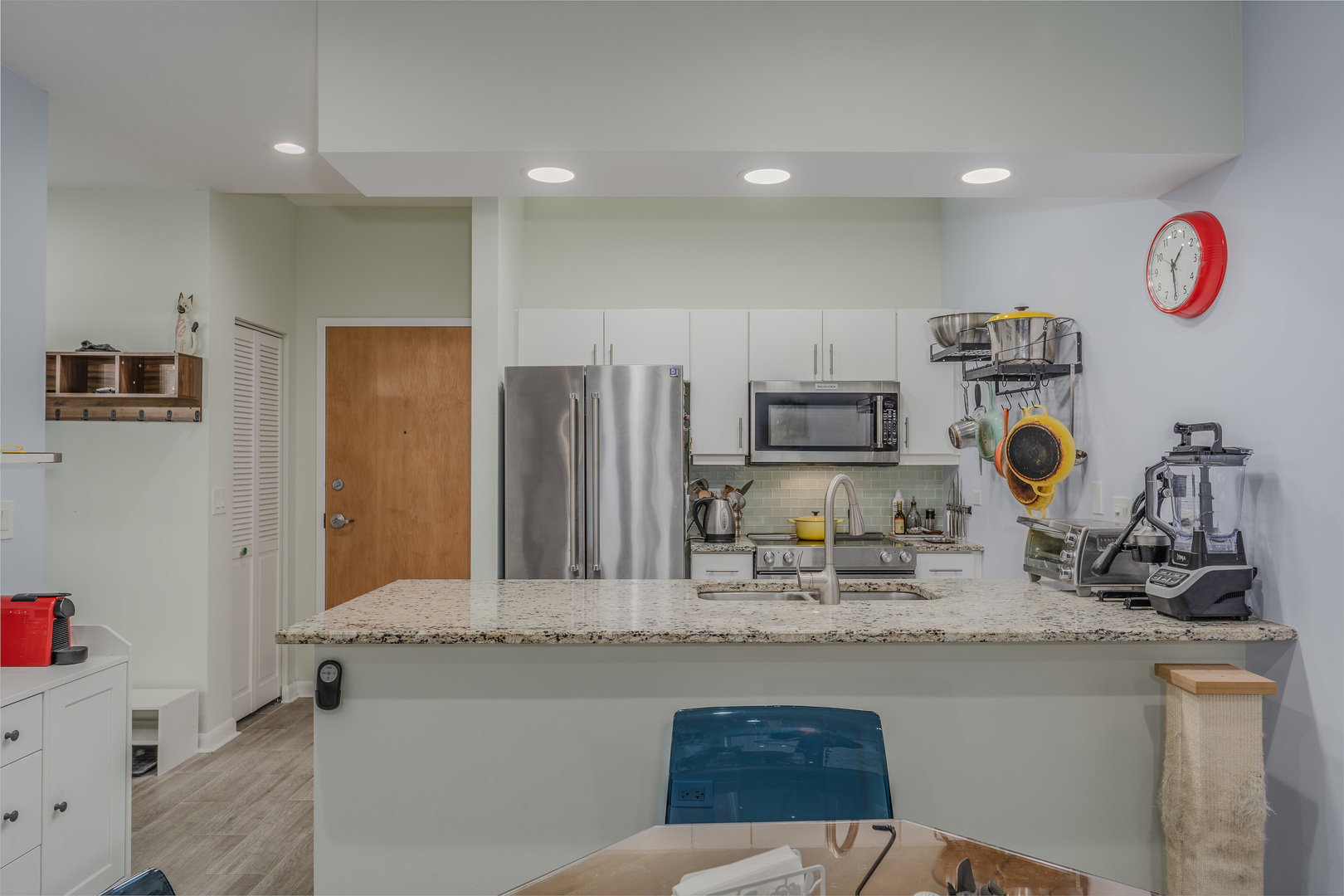 1210 Chicago Avenue Unit: 405A