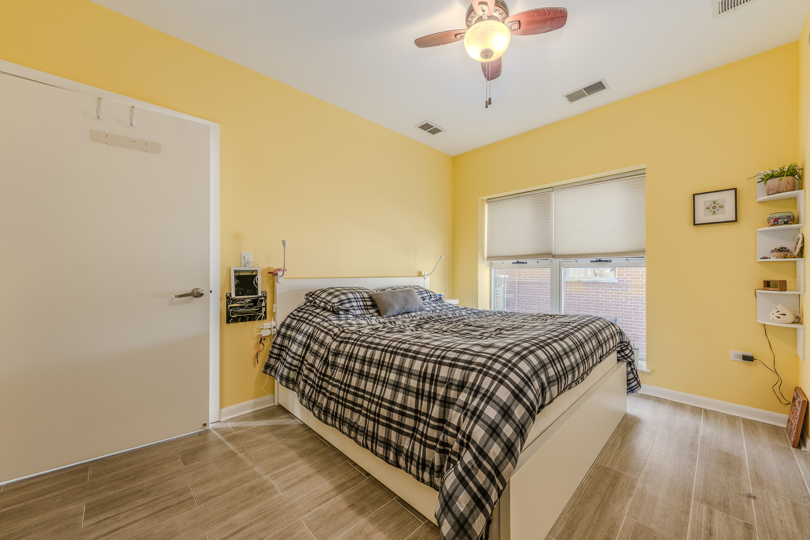 1210 Chicago Avenue Unit: 405A