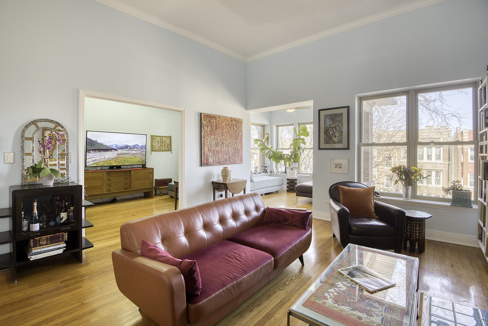 1325 W Albion Avenue Unit: 3