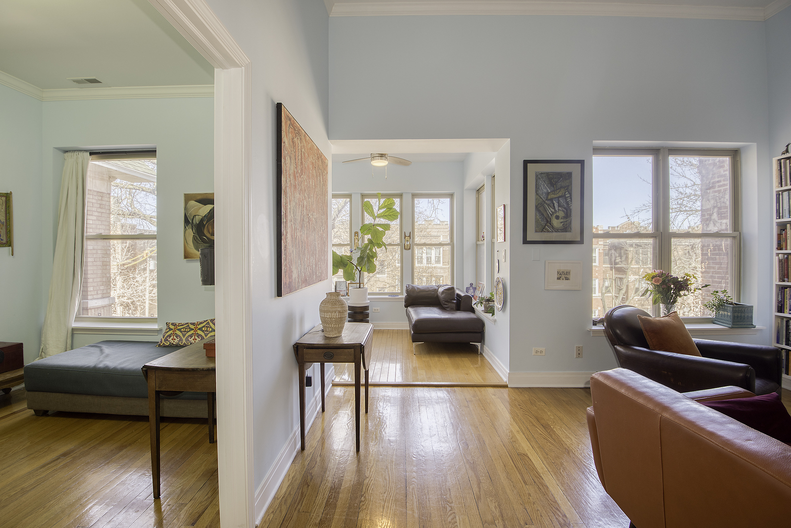 1325 W Albion Avenue Unit: 3