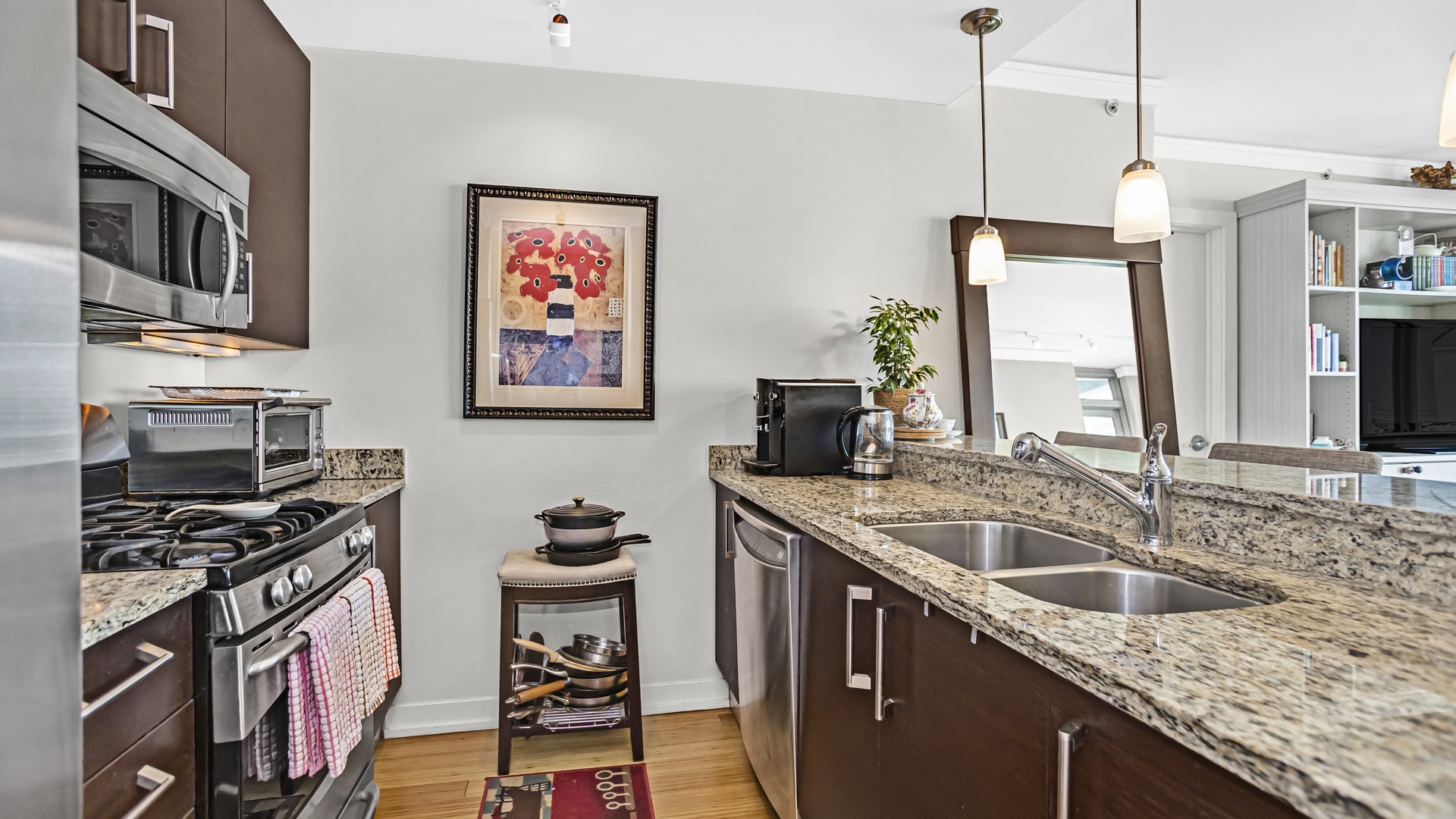 1570 Elmwood Avenue Unit: 1406