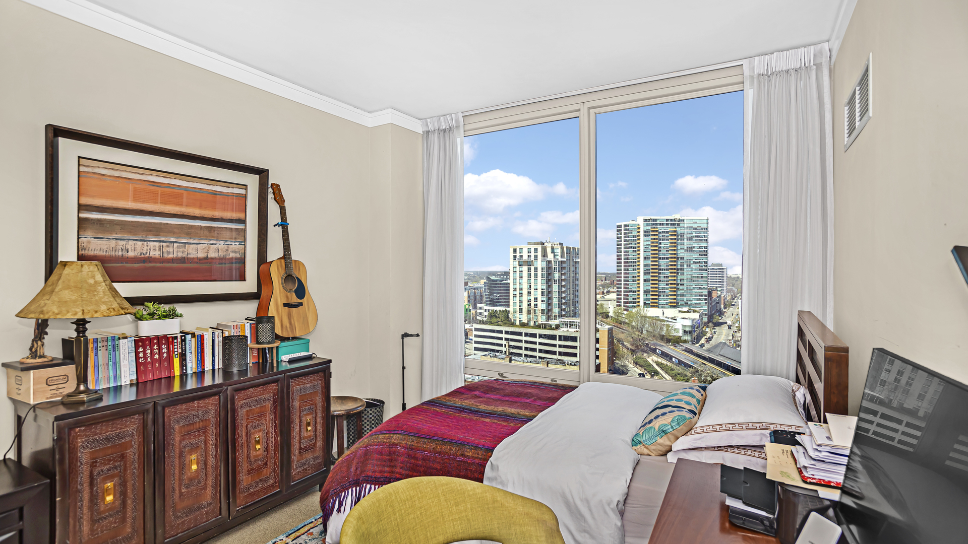 1570 Elmwood Avenue Unit: 1406