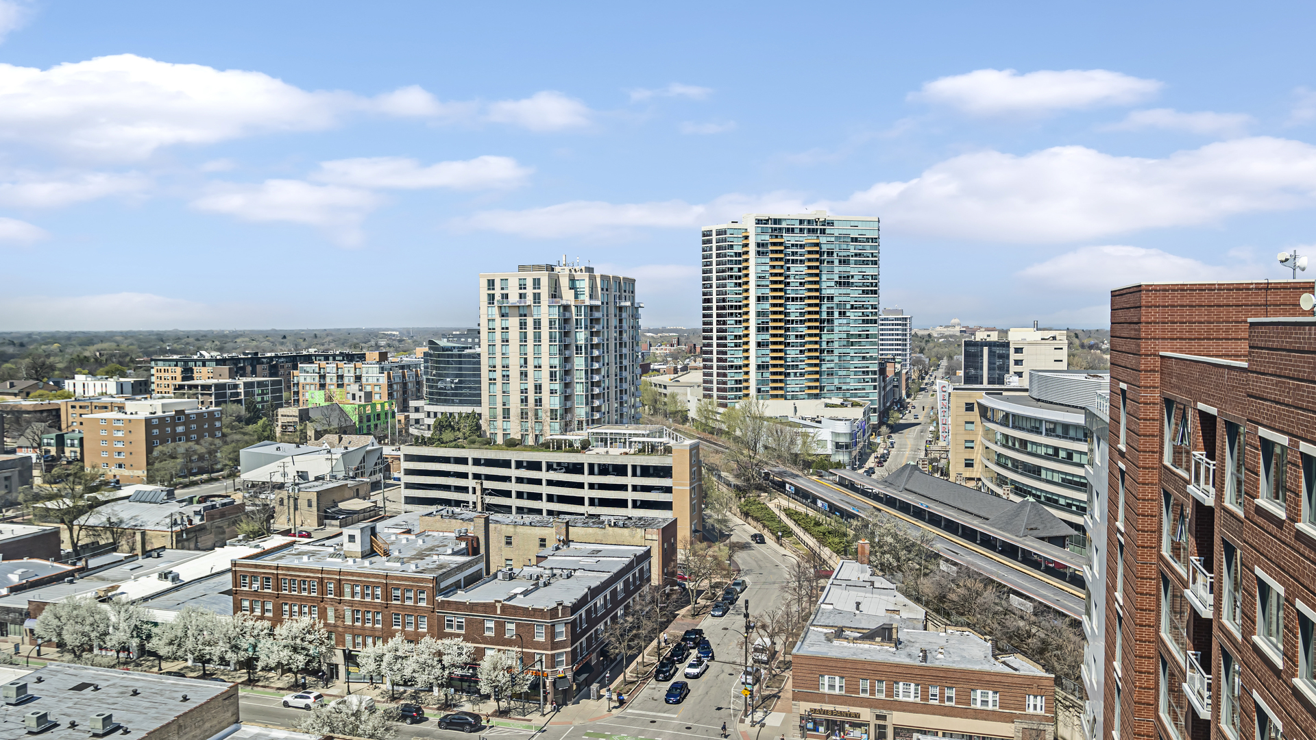 1570 Elmwood Avenue Unit: 1406