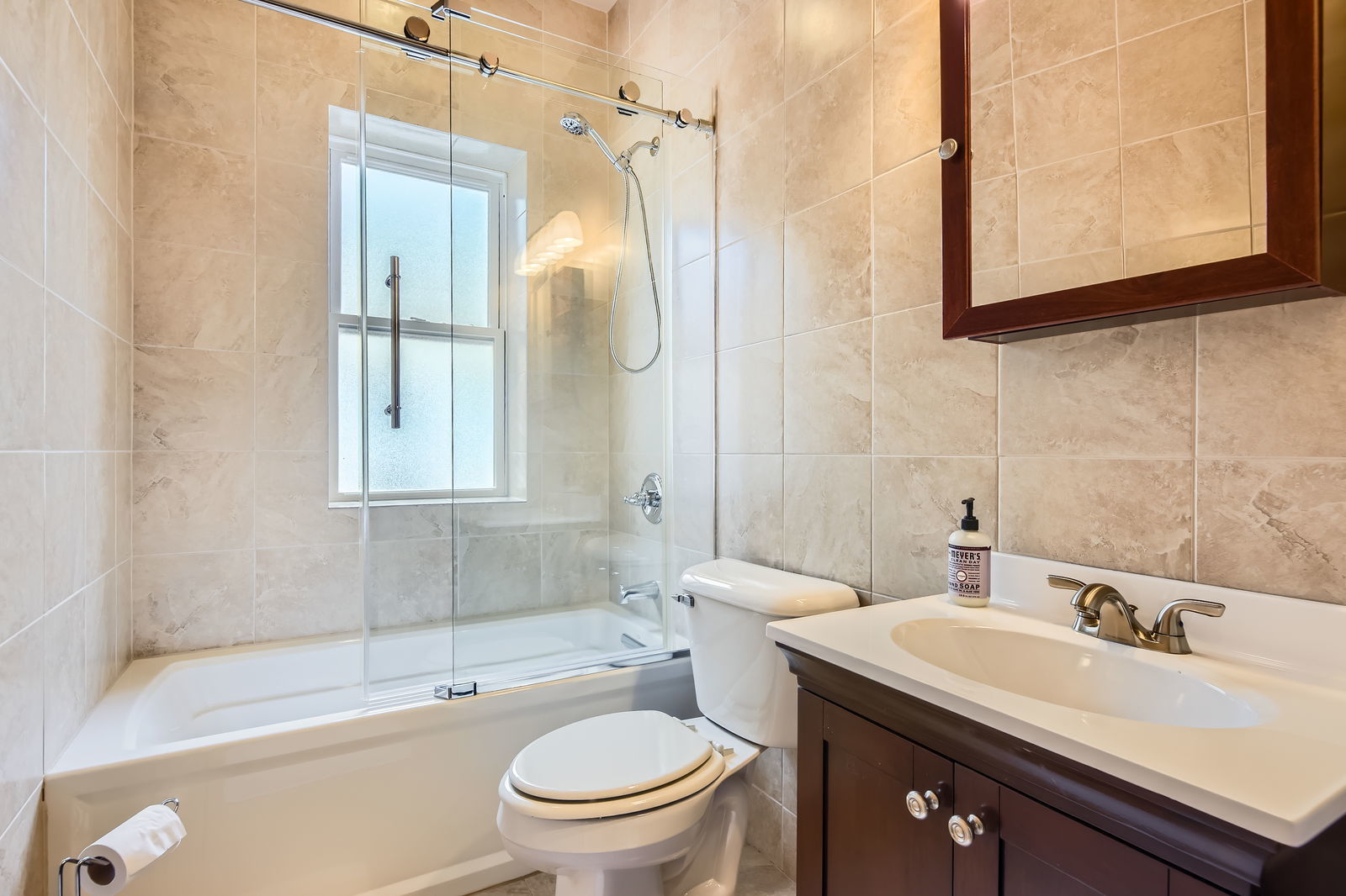 1243 W Granville Avenue Unit: 3W