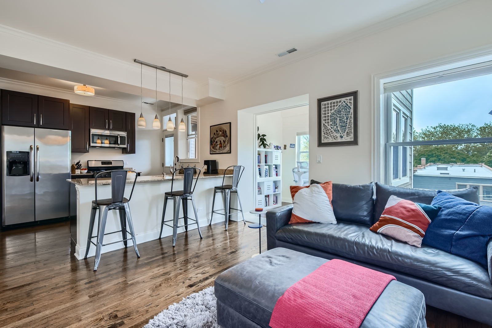 1243 W Granville Avenue Unit: 3W