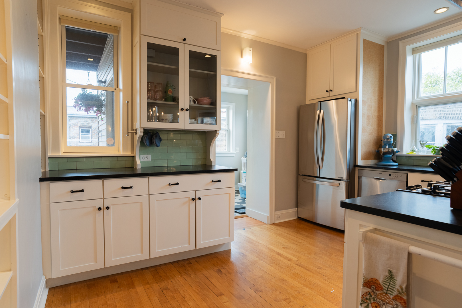 6652 N Glenwood Avenue Unit: 3N