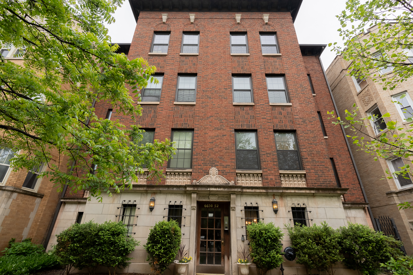 6652 N Glenwood Avenue Unit: 3N